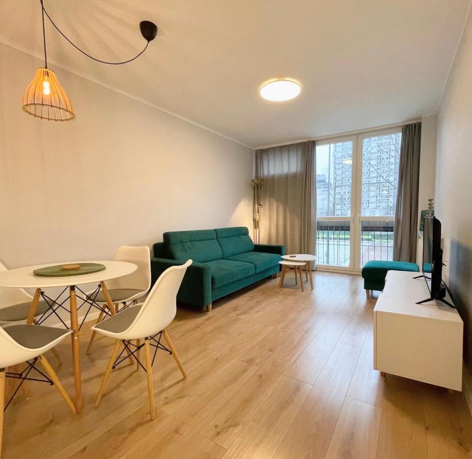 Apartament Przy Atrium, Stacja Metra Rondo Onz Warsaw Ngoại thất bức ảnh